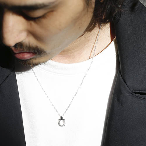 メンズアクセサリー ネックレス シルバー ダイヤモンド 合成ダイヤ ホースシュー