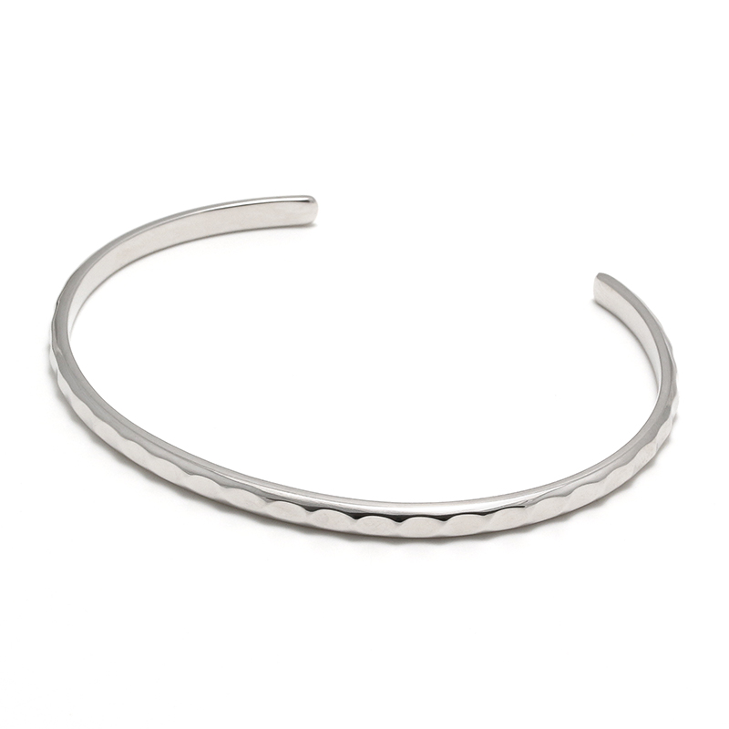 Brilliance Bangle - K18White Gold