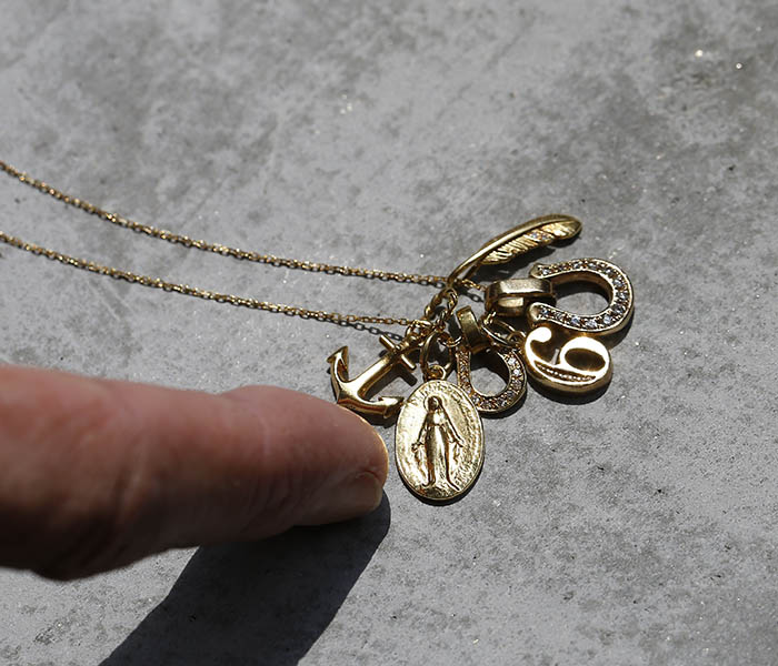 身に着けてこそのジュエリー