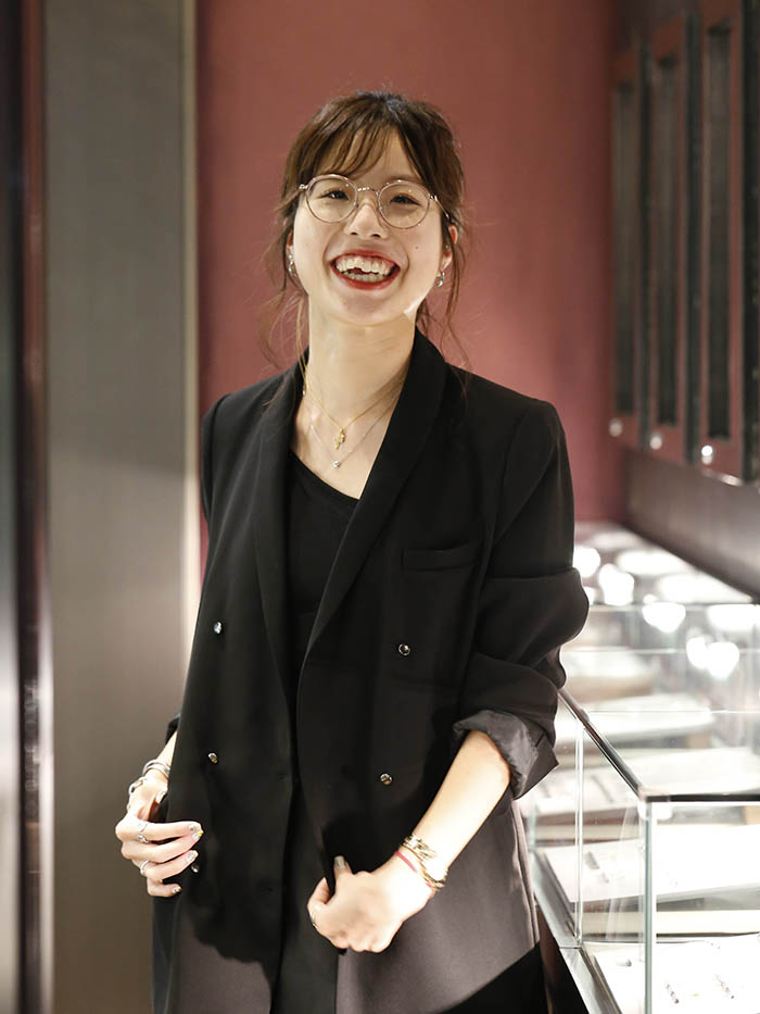 新宿タカシマヤ店 武田さん\r\n\r\n大人の女性を目指して