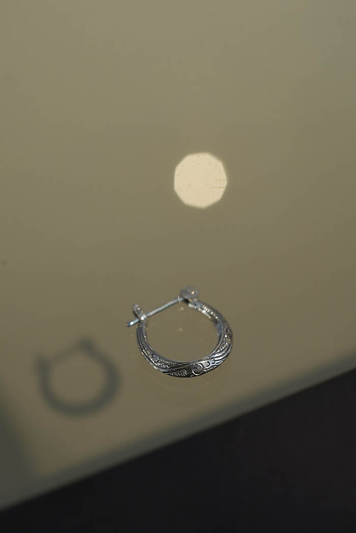 男ゴコロをガッツリつかむ\r\nスーマンダックワとのコラボピアス