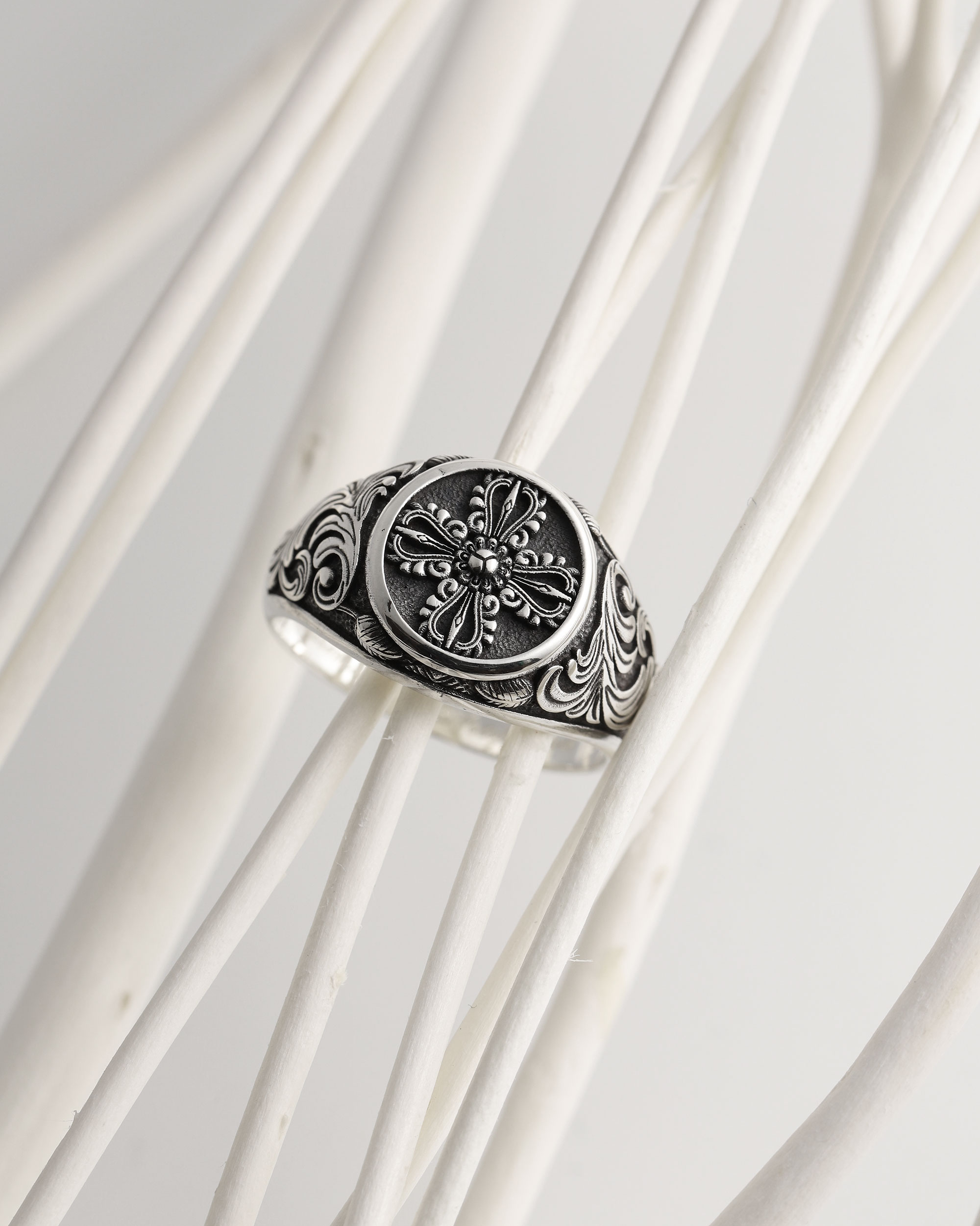 記念モデルリング発売