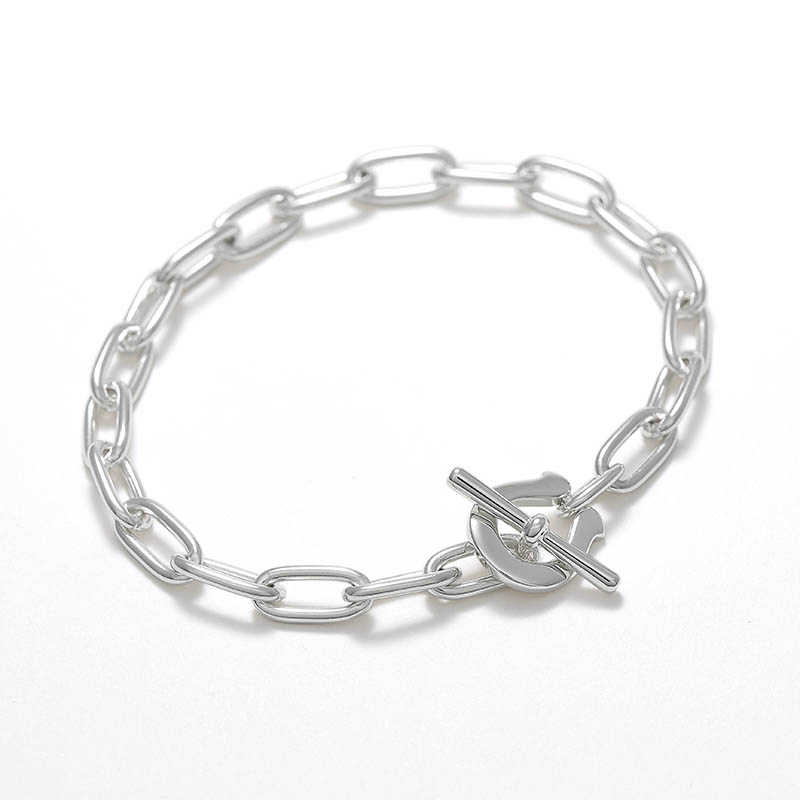 Medium Horseshoe Toggle Bracelet - Long Link