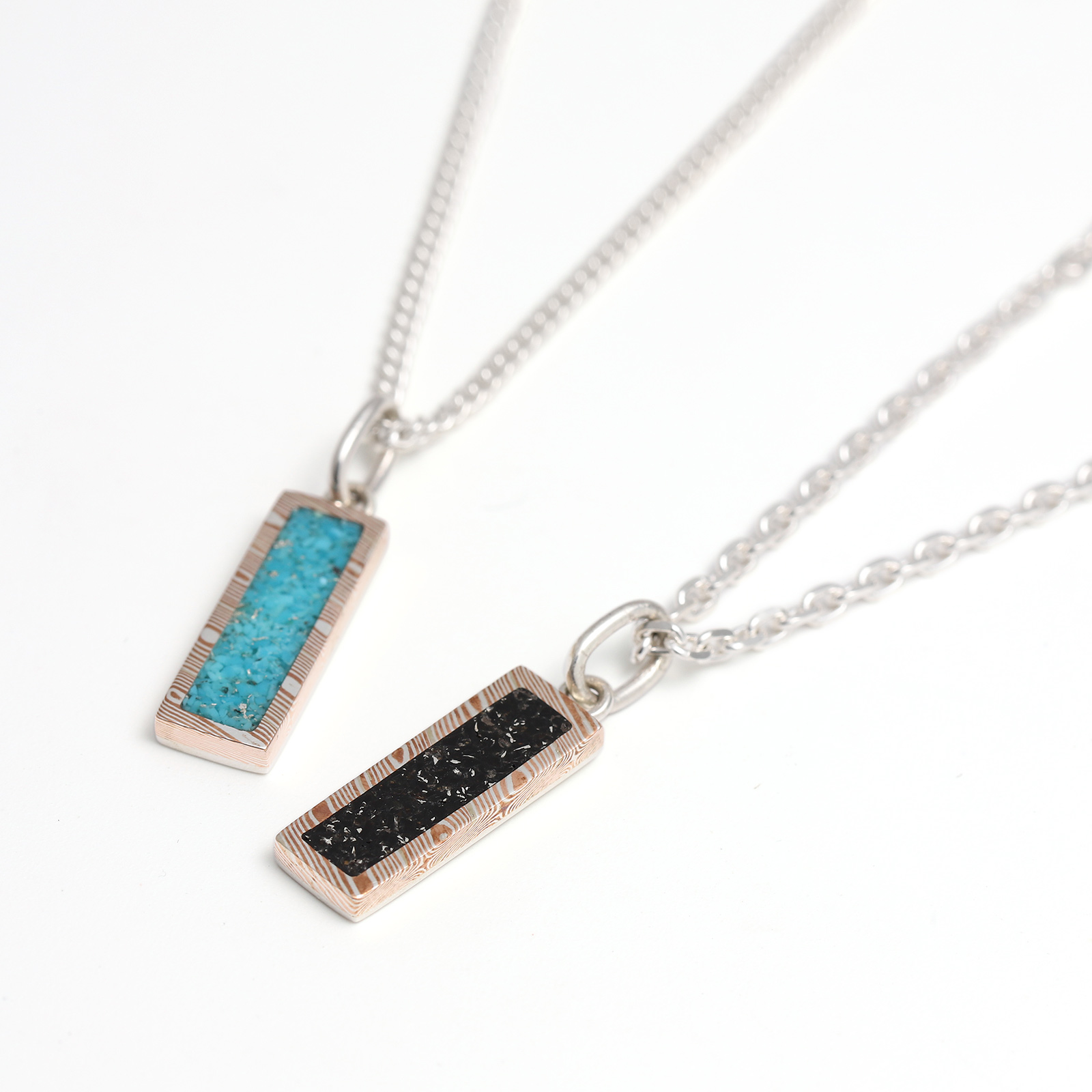 モクメレクタングルペンダント