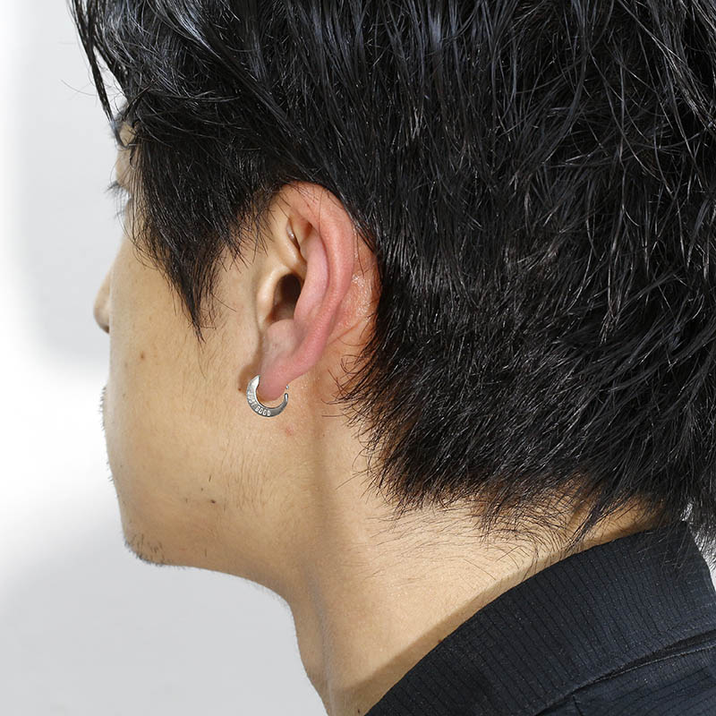 Medium Hook Pierce - Silver