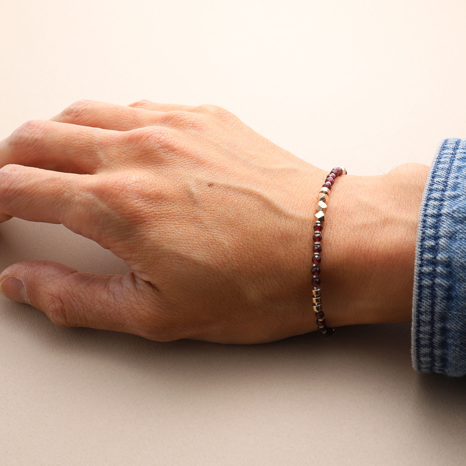 【一点物】ラブビーズブレスレット /ガーネット