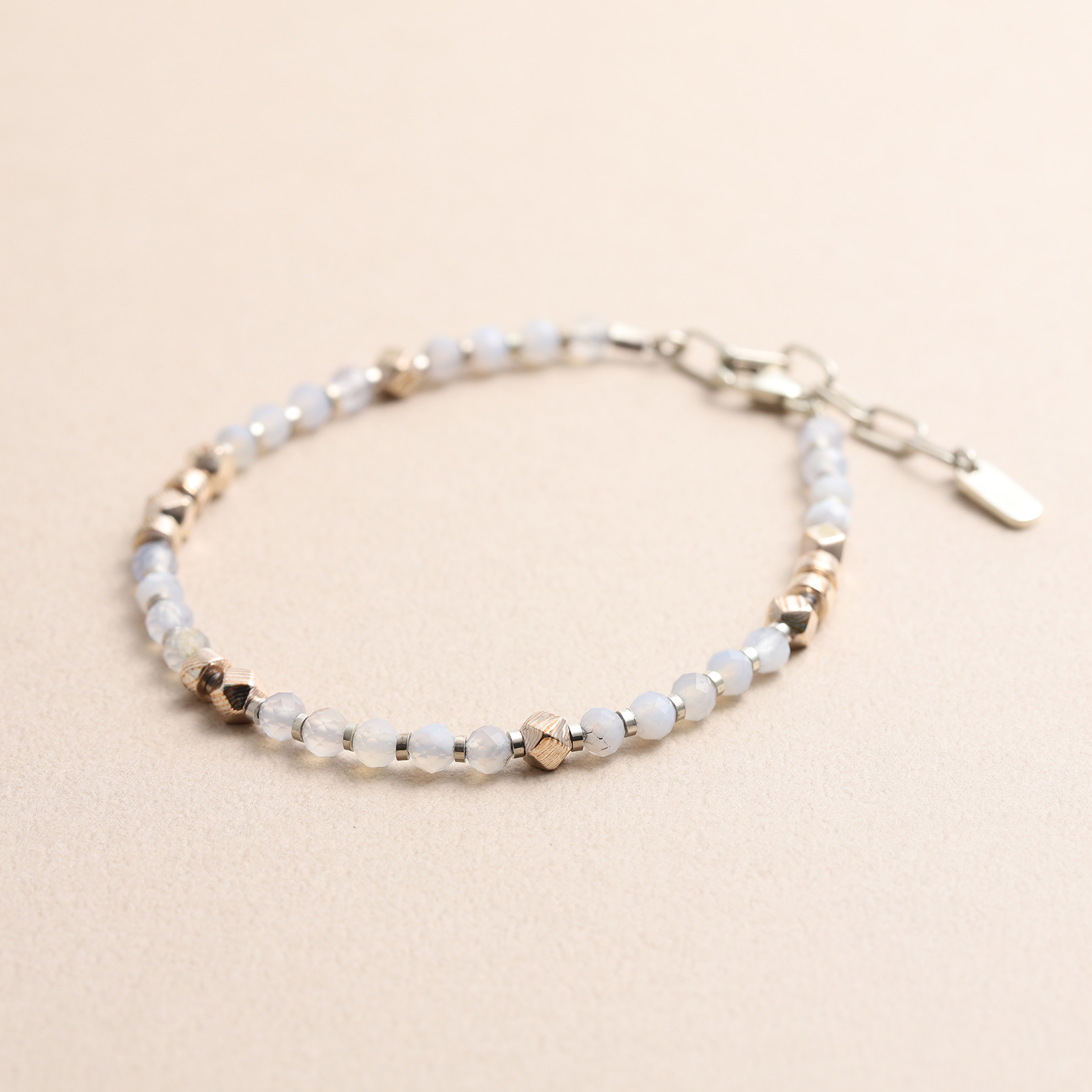 【一点物】ピースビーズブレスレット /ブルーレースアゲート