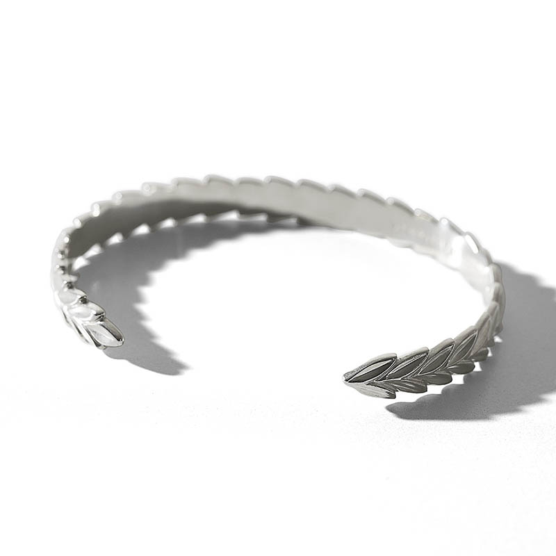 Laurel Round Bangle - Silver