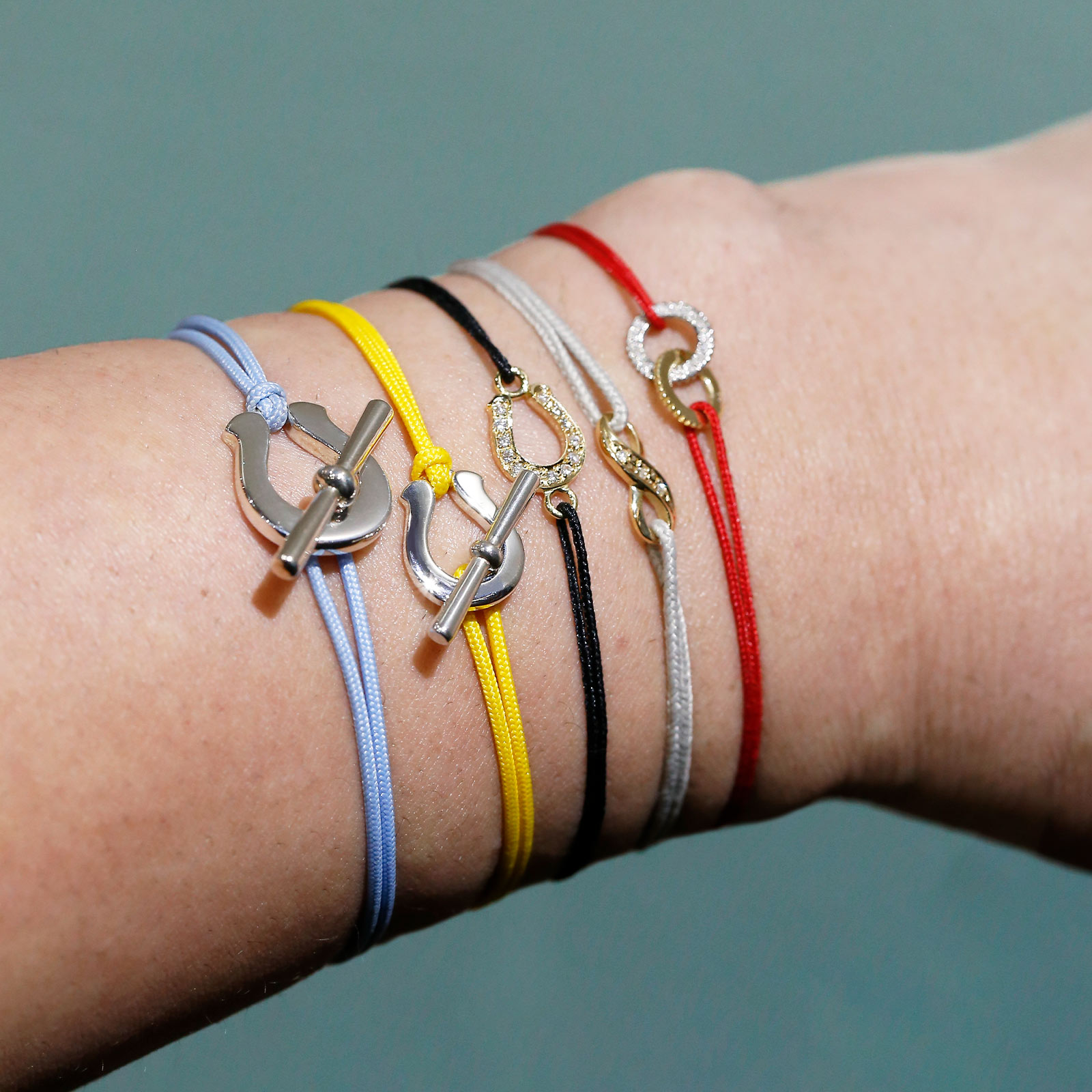 コードブレスレット