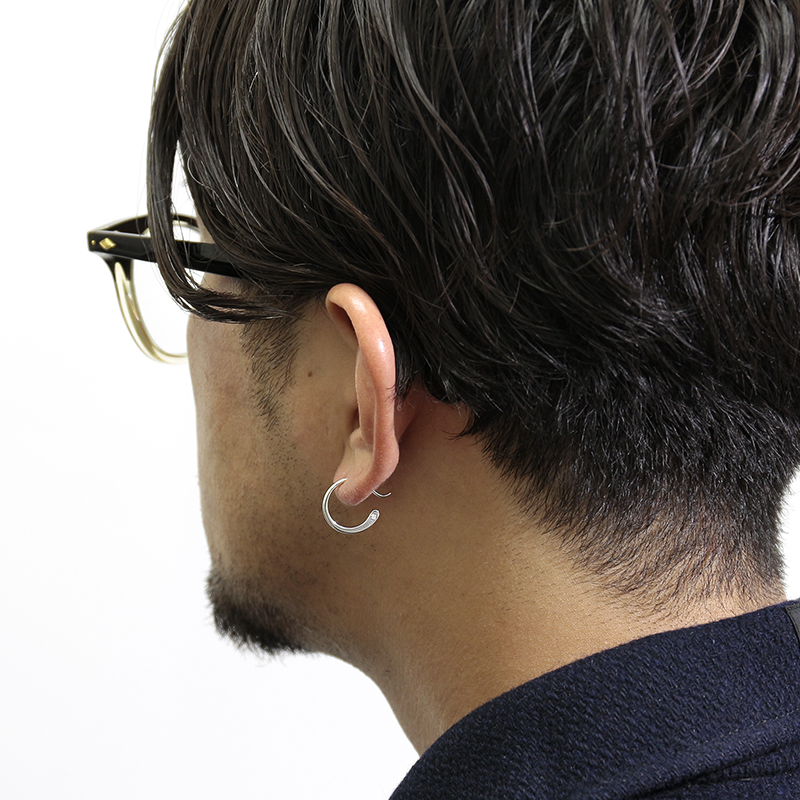 SYMPATHY OF SOUL（シンパシーオブソウル） Gradation Hook Pierce