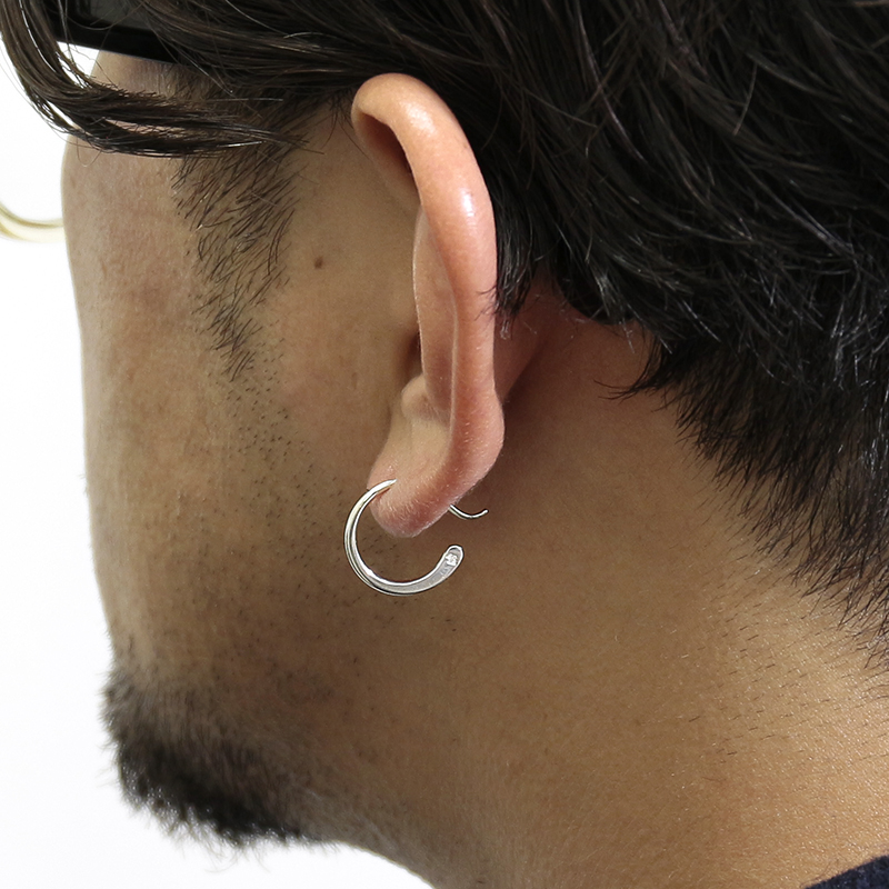 SYMPATHY OF SOUL（シンパシーオブソウル） Gradation Hook Pierce 