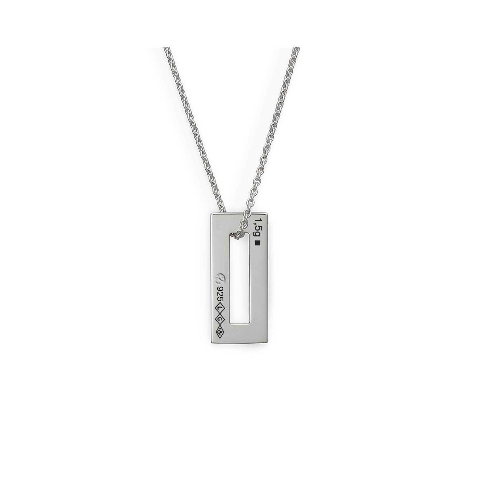 1,5g rectangle pendant with a chain