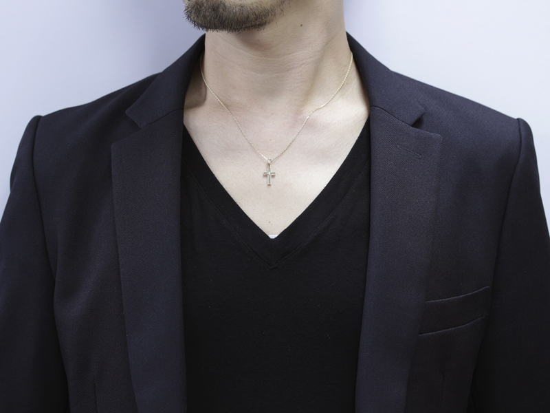 Small Gravity Cross Necklace - K10Yellow Gold w/Diamond