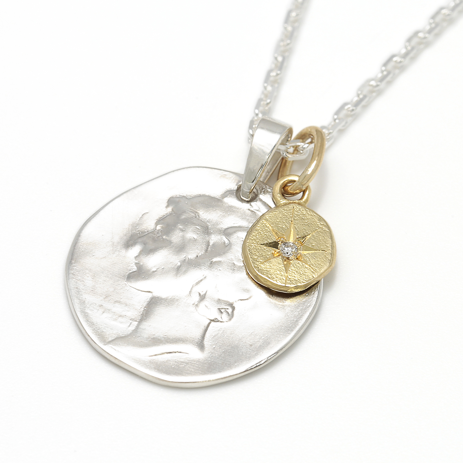 SYMPATHY OF SOUL Liberty Head Necklace - Silver w/K18Yellow Gold Glory Charm