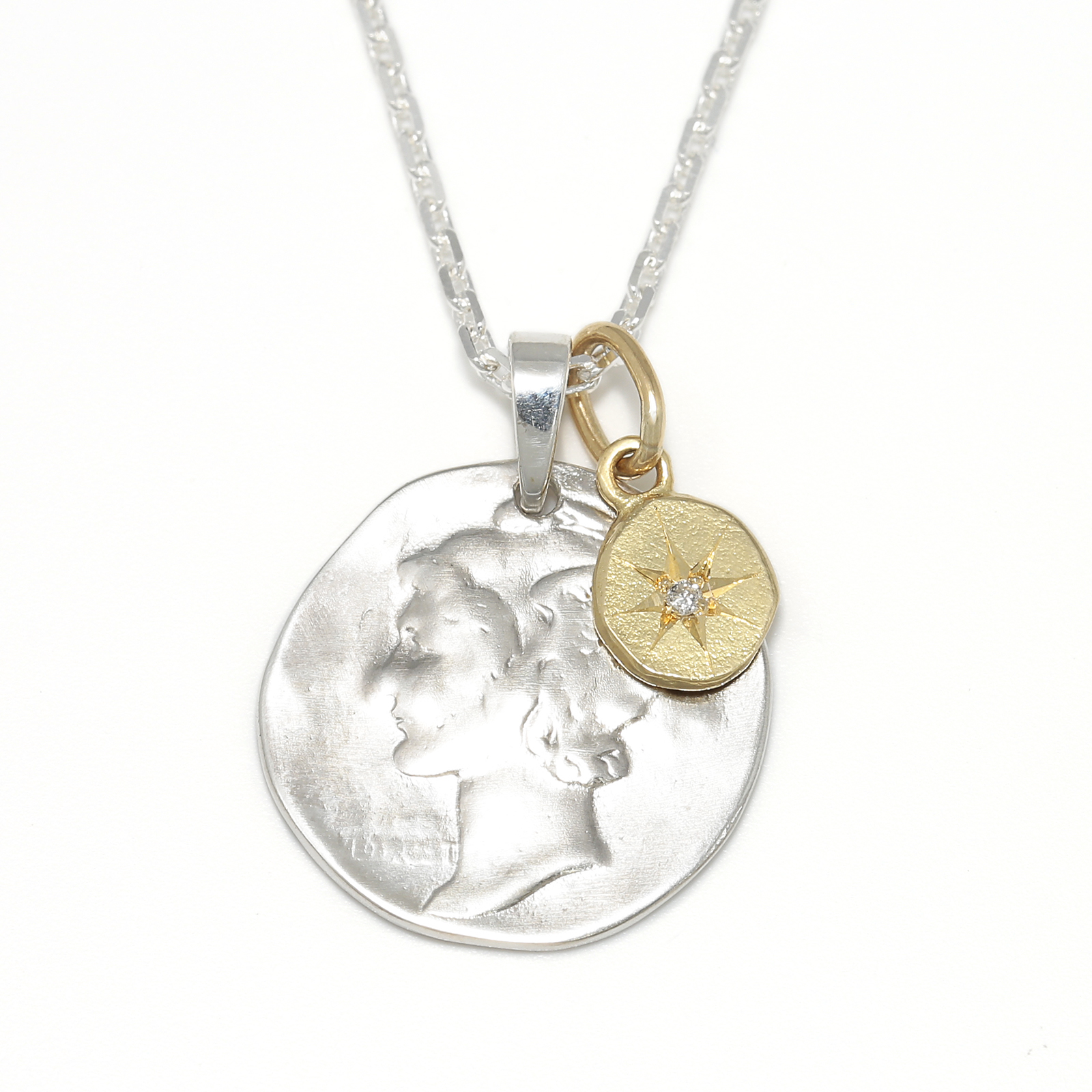 SYMPATHY OF SOUL Liberty Head Necklace - Silver w/K18Yellow Gold Glory Charm