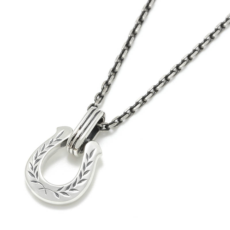 Horseshoe Amulet Necklace - Laurel