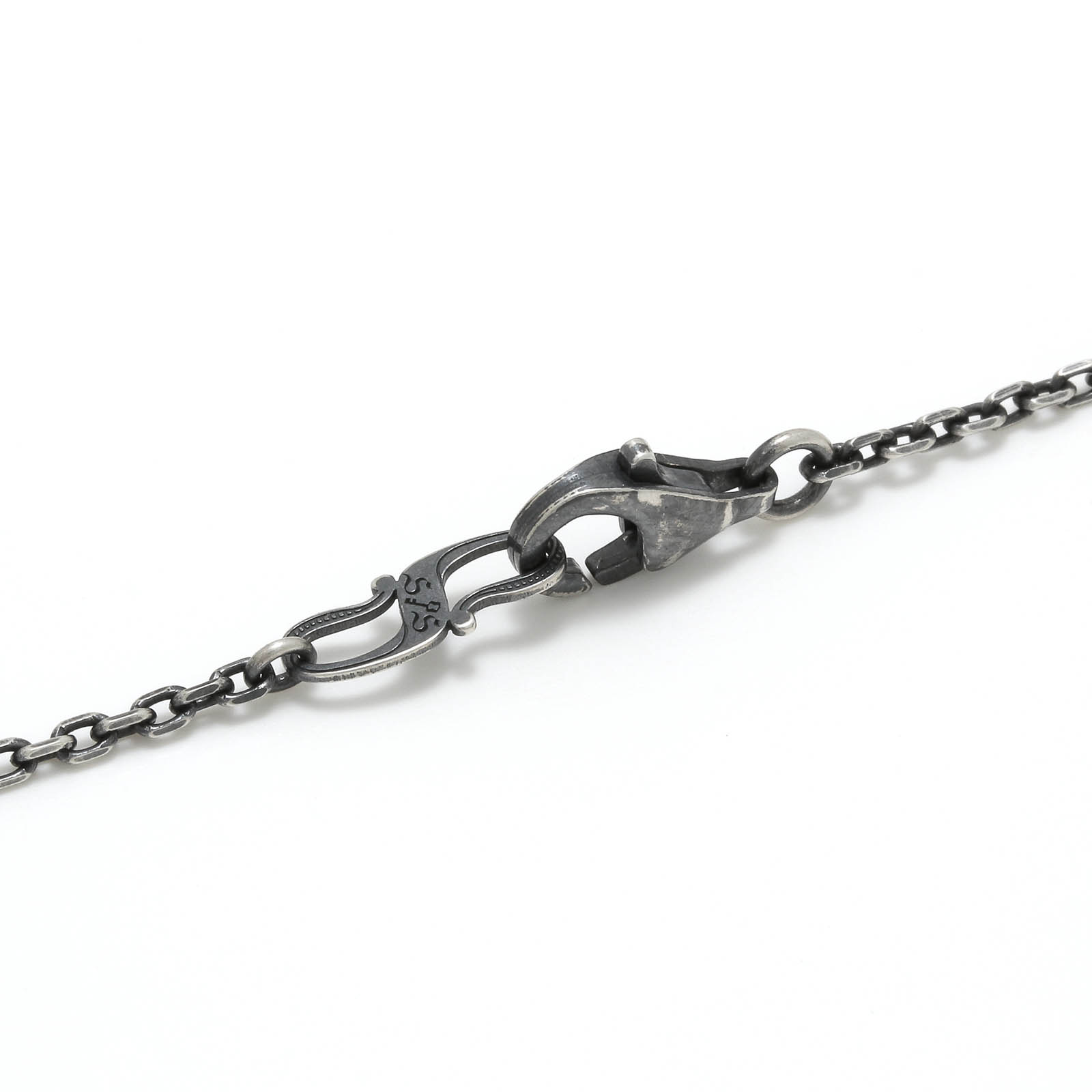 Horseshoe Amulet Necklace - Laurel
