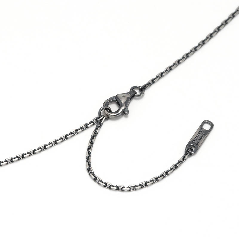 Horseshoe Amulet Necklace - Laurel