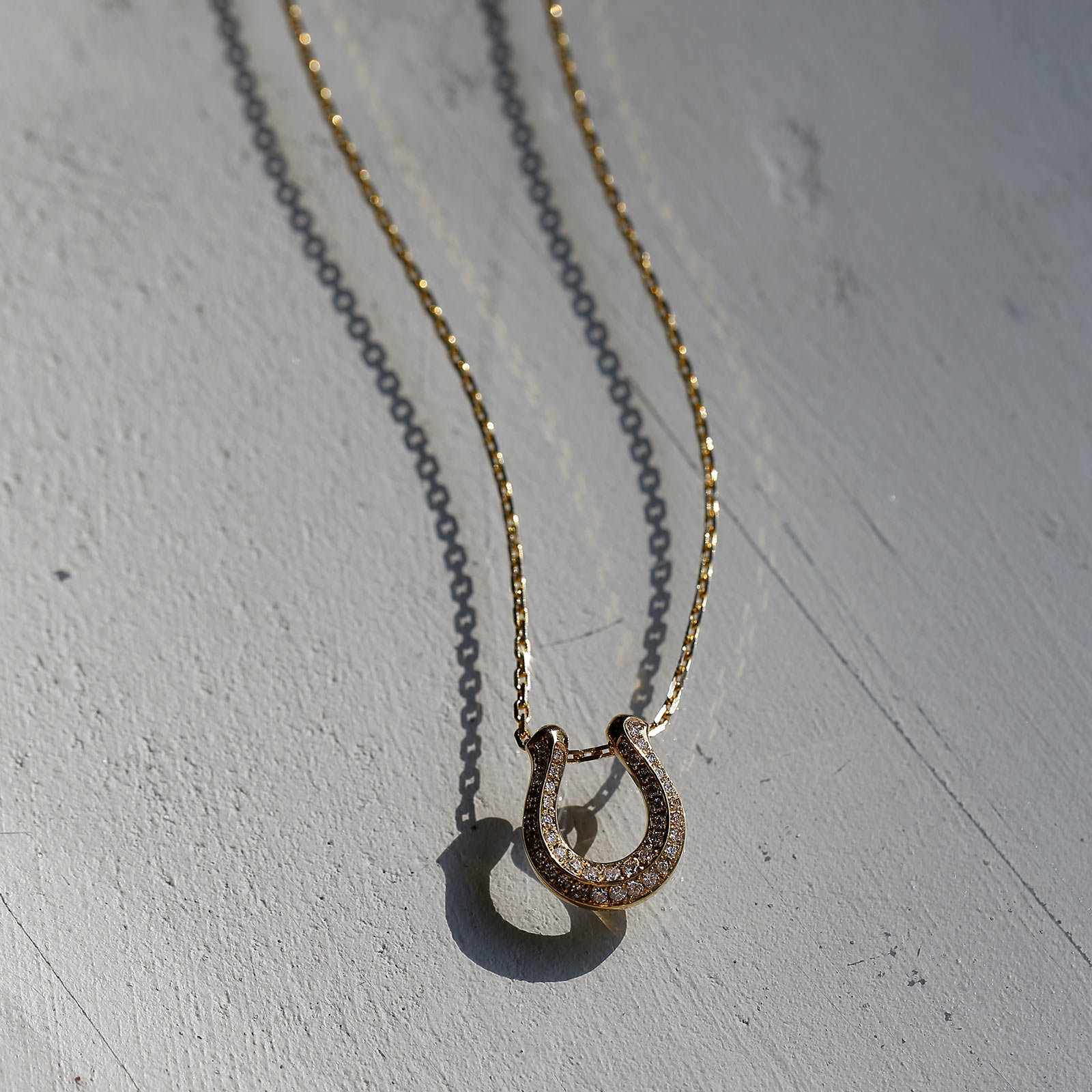 Ridge Horseshoe Necklace Large - K18Yellow Gold w/Diamond