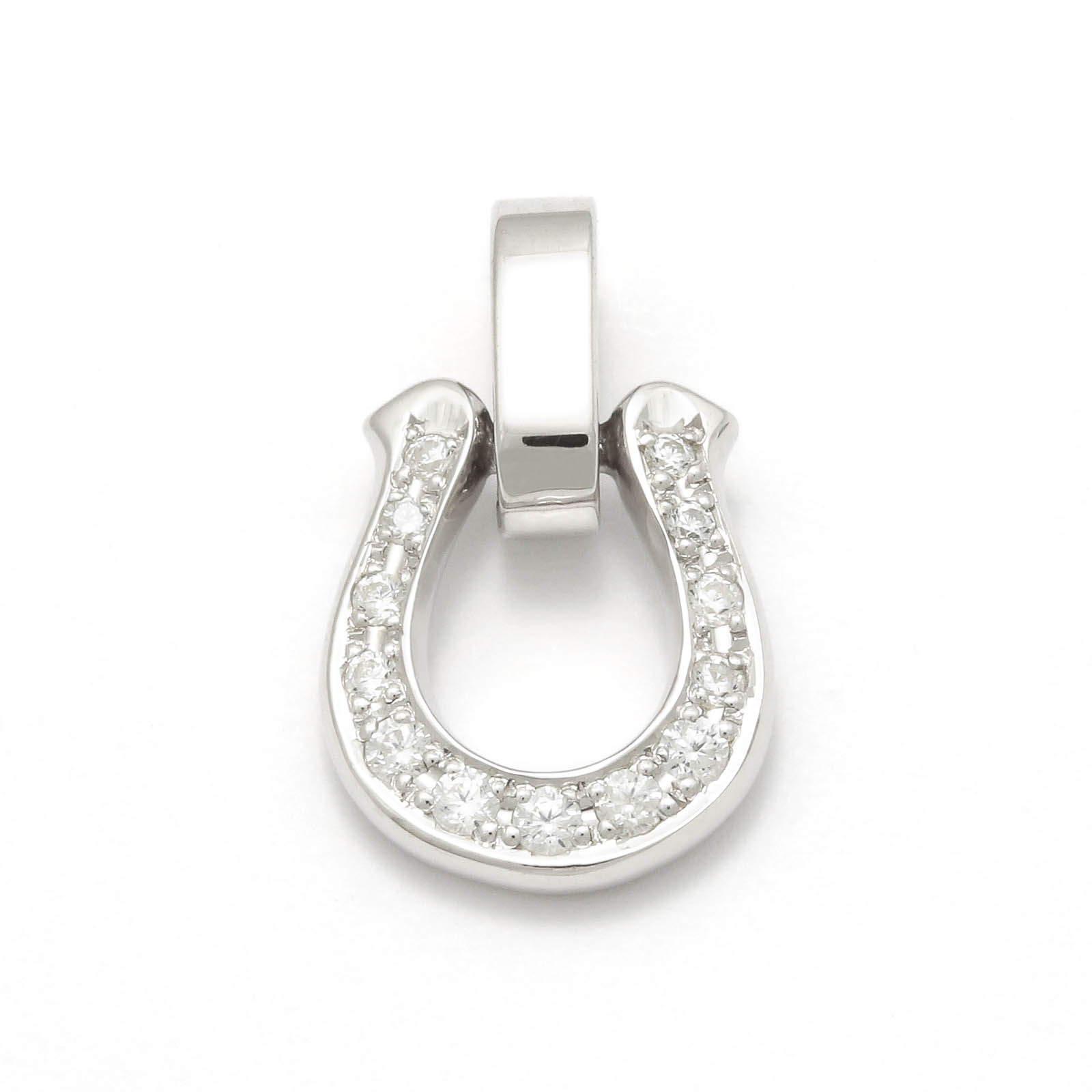 SYMPATHY OF SOUL（シンパシーオブソウル） Medium Horseshoe Pendant 