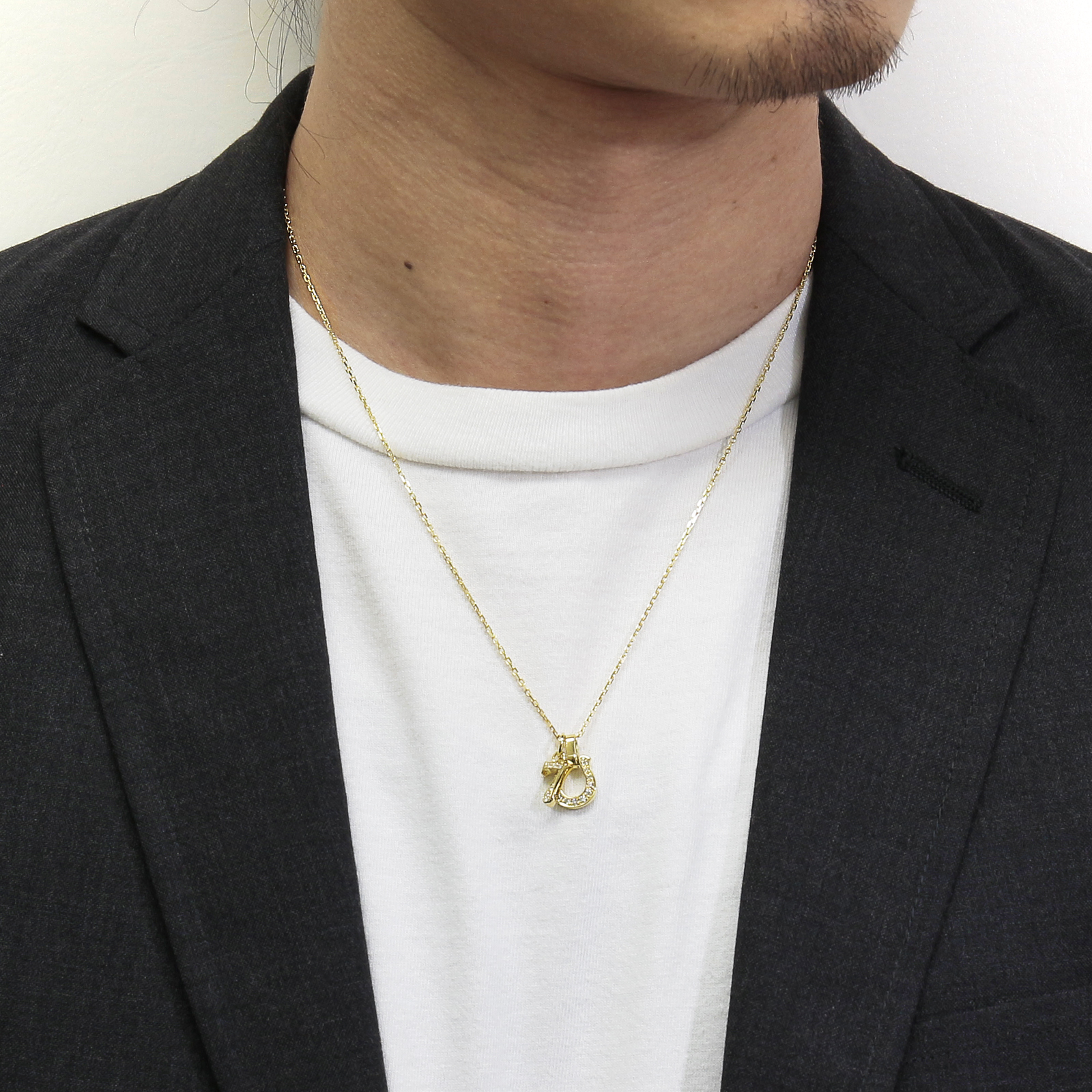 Horseshoe Amulet + Number Charm - K18Yellow Gold w/Diamond Set Necklace