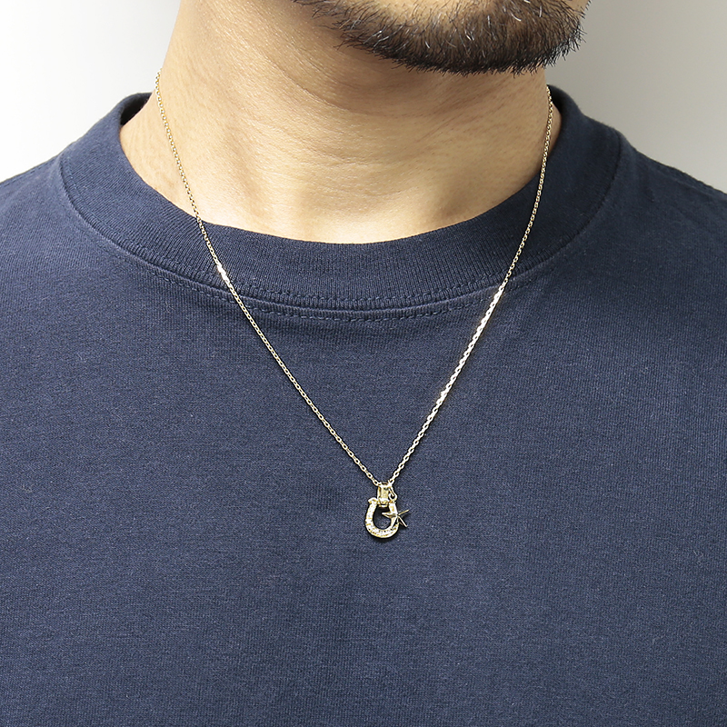 SYMPATHY OF SOUL（シンパシーオブソウル） Medium Horseshoe Pendant