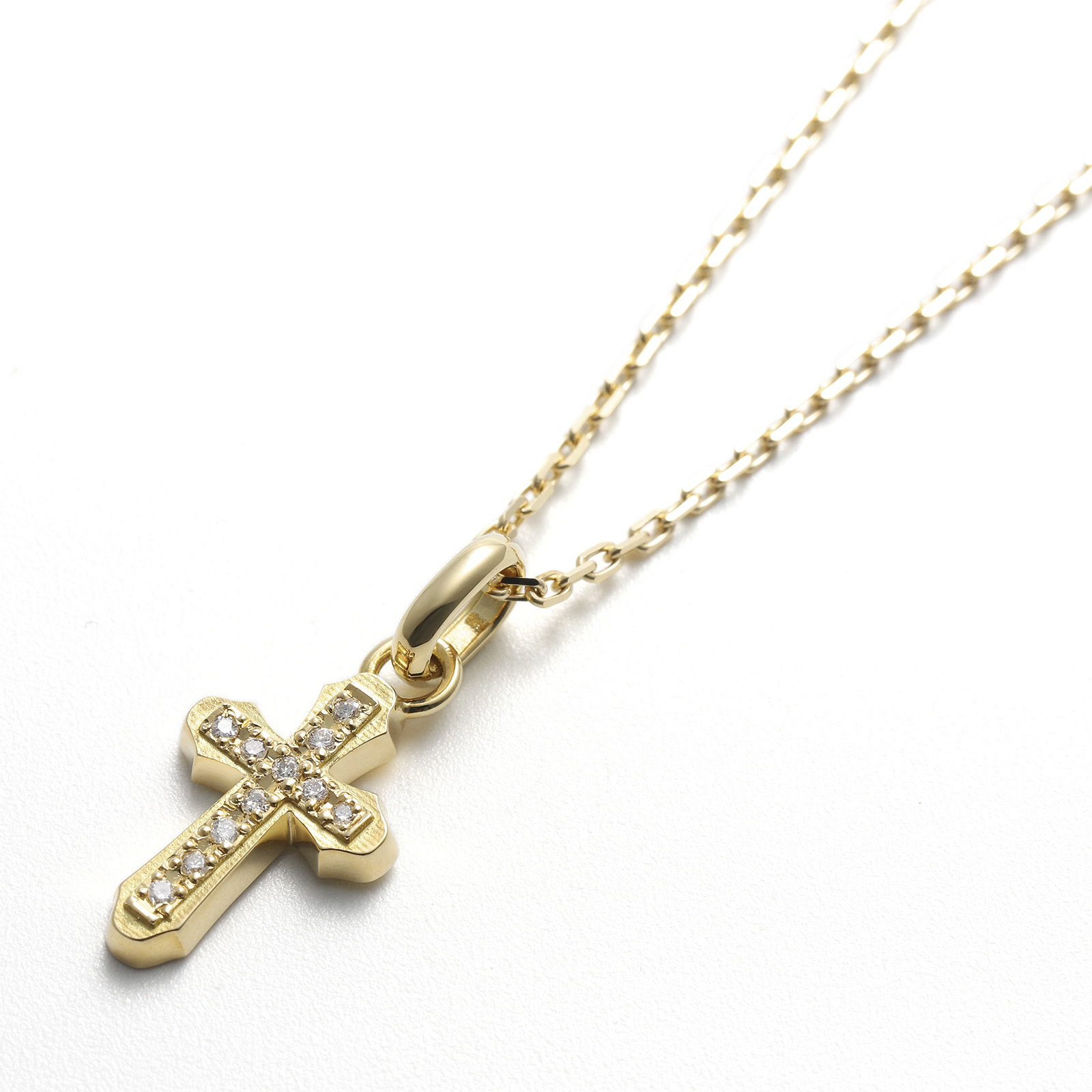 Smooth Cross Pendant - K18Yellow Gold w/Diamond