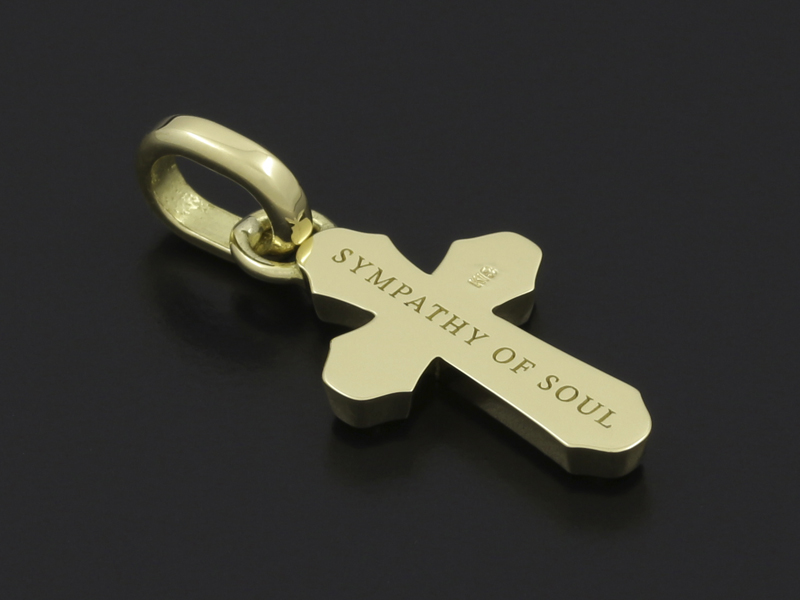 SYMPATHY OF SOUL（シンパシーオブソウル） Smooth Cross Pendant 
