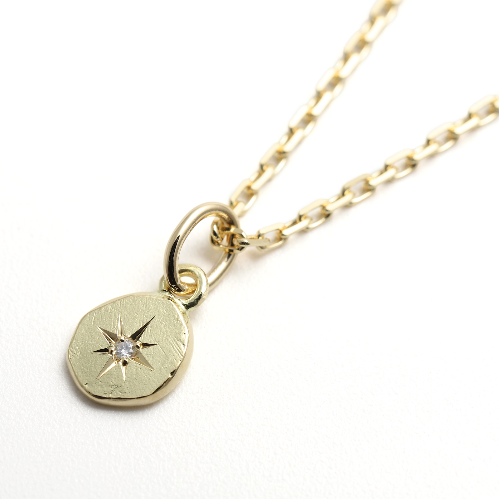 Glory Charm w/Diamond - K18Yellow Gold