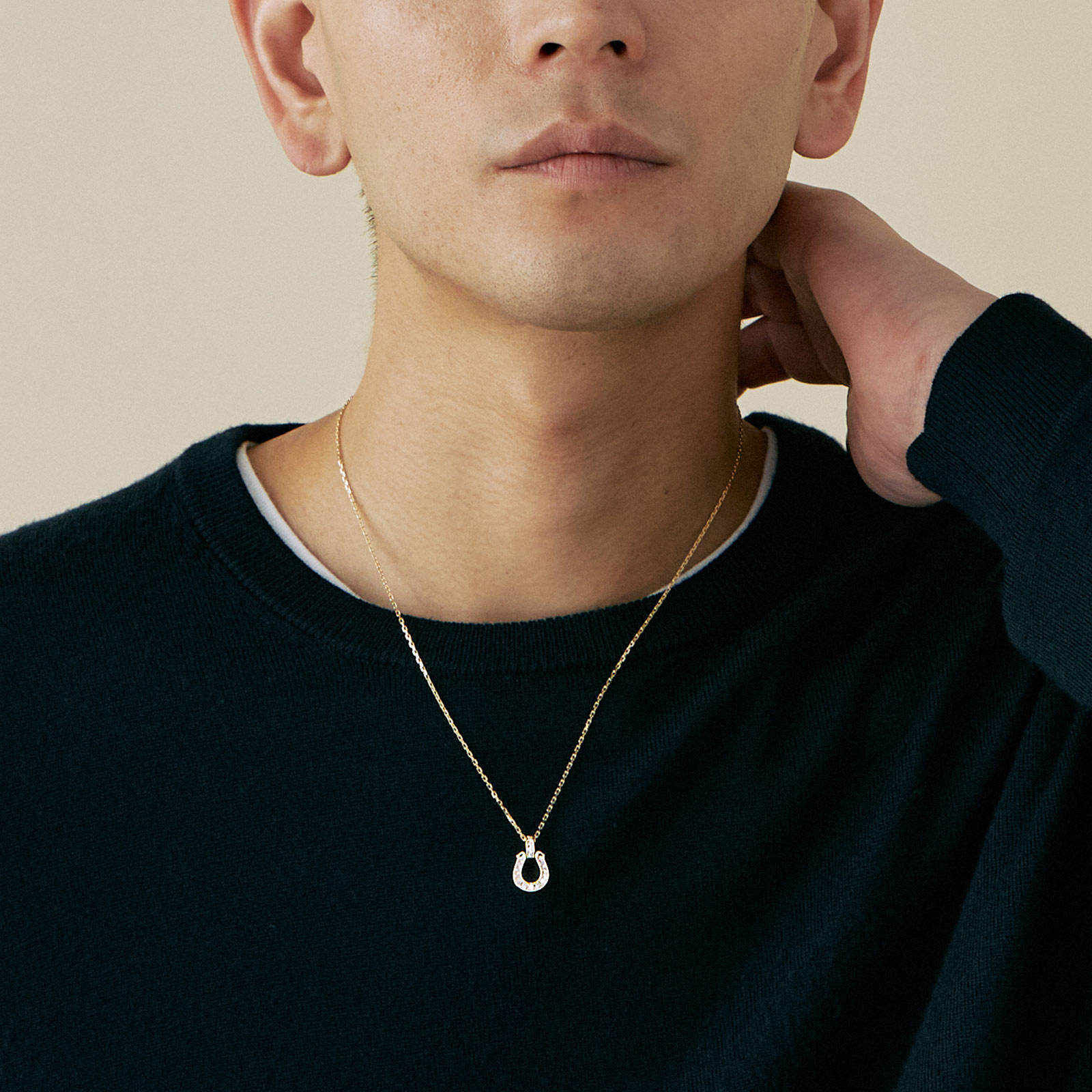 Medium Lux Horseshoe Pendant - K18Yellow Gold w/Diamond