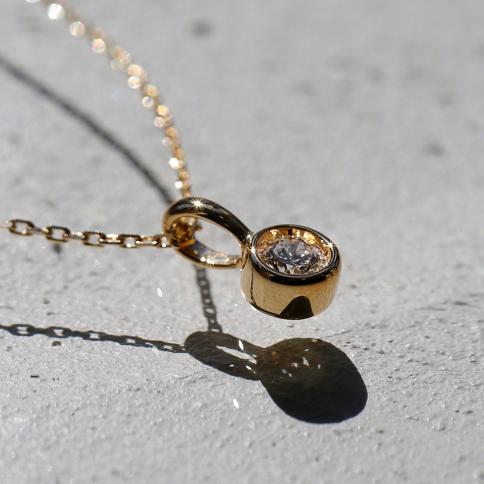 ワンエルジーダイヤモンドペンダント - K18イエローゴールド