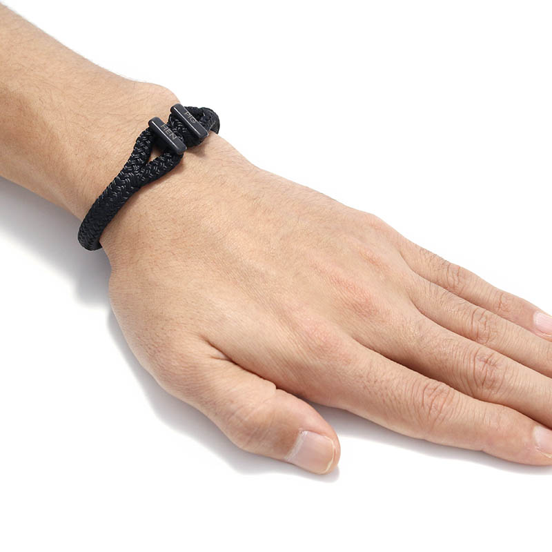Icy Ike - Black | Black