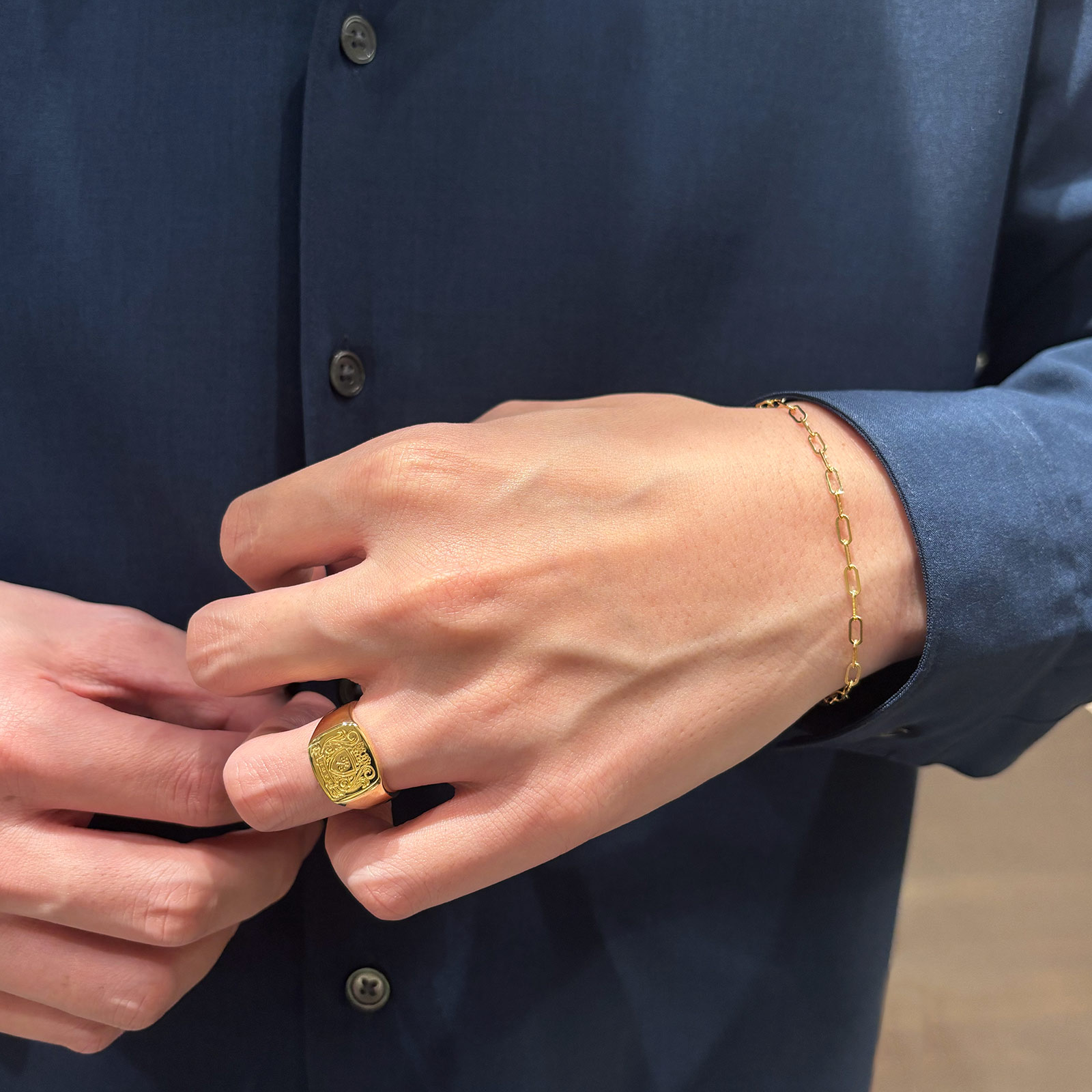 Large Signet Ring - K18Yellow Gold