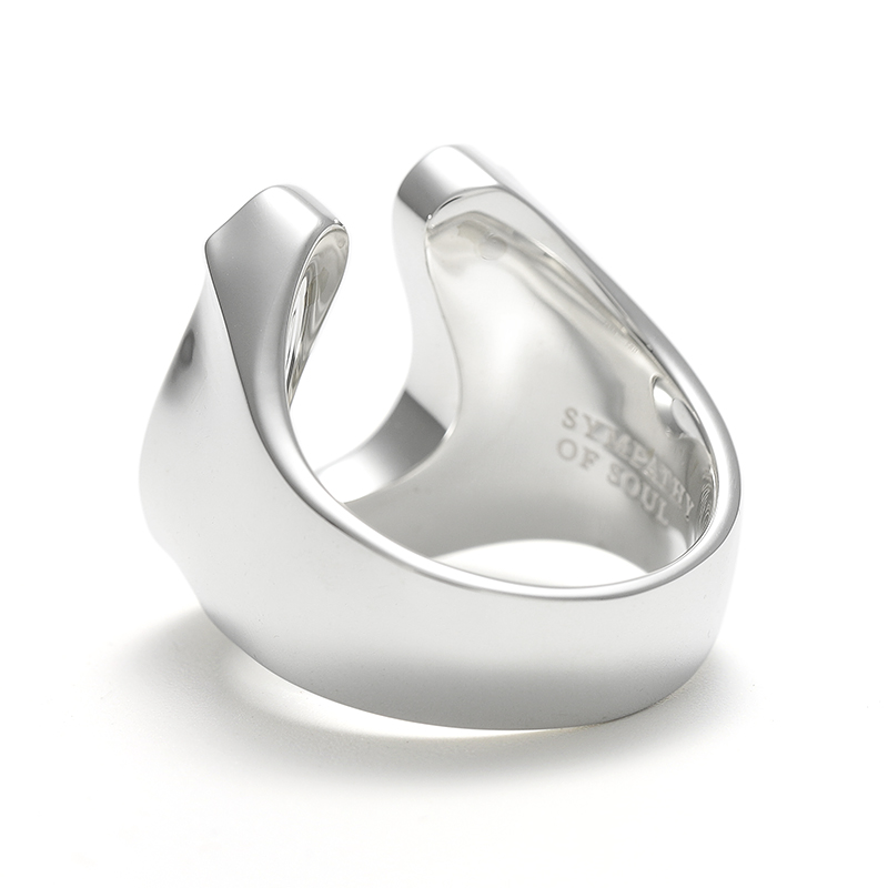 Large Horseshoe Ring - Silver