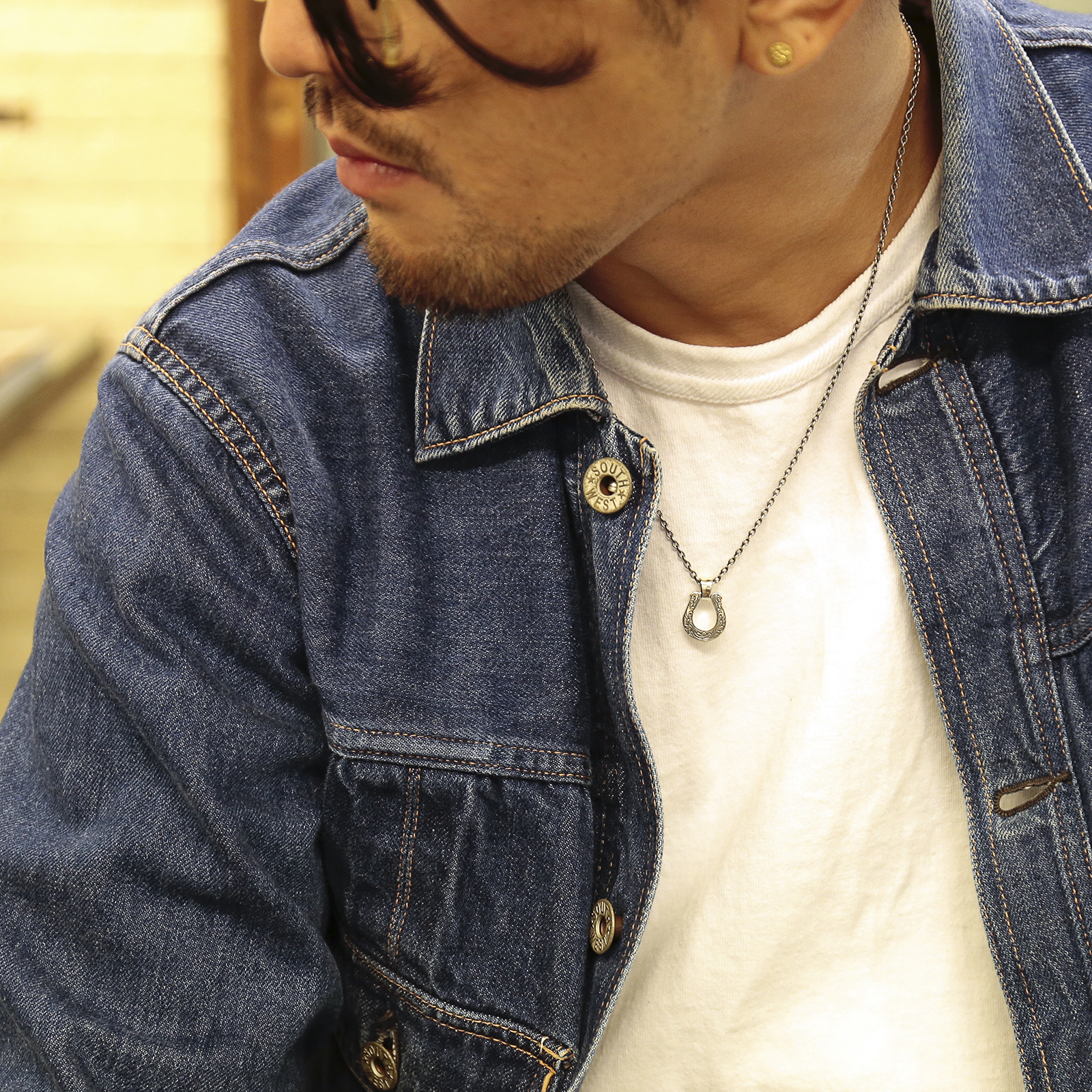 Suman Dhakhwa×SYMPATHY OF SOUL Large Horseshoe Carving Necklace