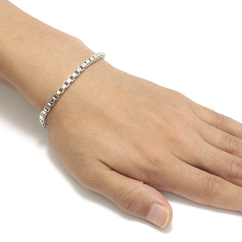 Suman Dhakhwa（スーマンダックワ） Silver Venetian Chain Bracelet w