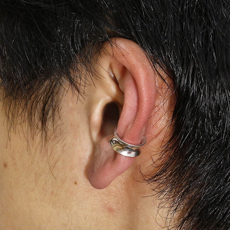 MOKUME Curvature Ear Cuff