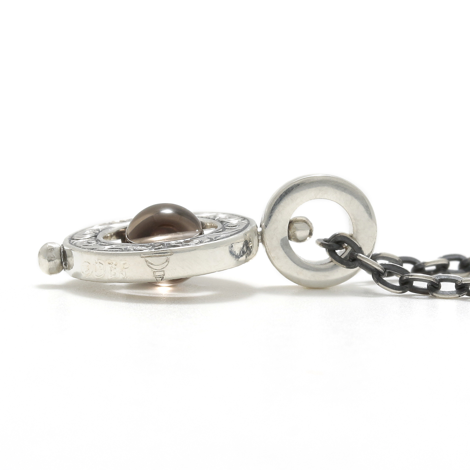 Eternal Carving Bramanda Necklace SV/Smoky Quartz