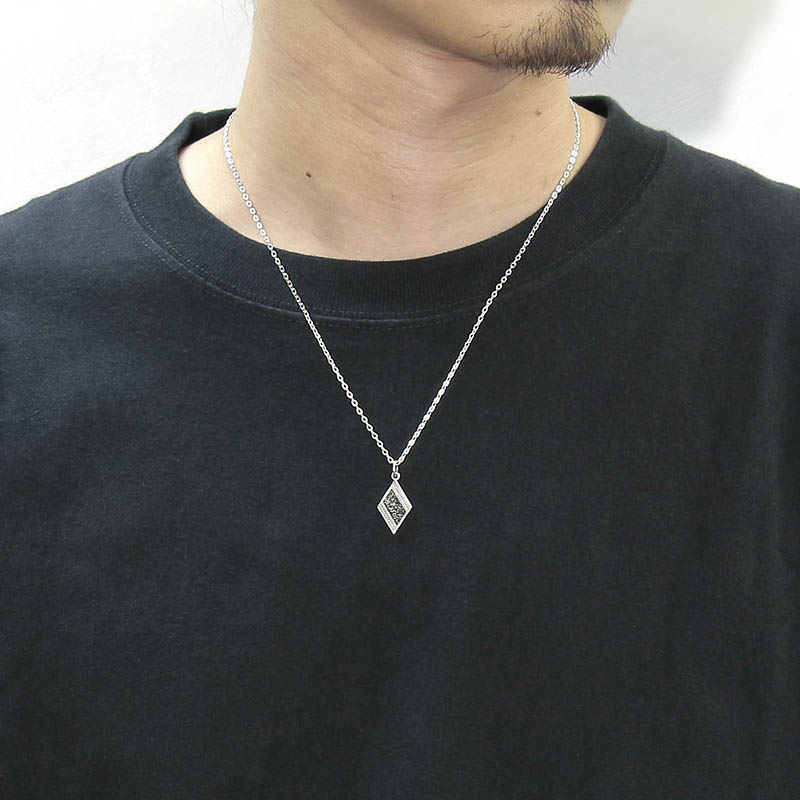 ONX Filled Dia Shape Necklace（オニキスフィルドダイヤシェイプネックレス）　Suman Dhakhwa（スーマンダックワ）
