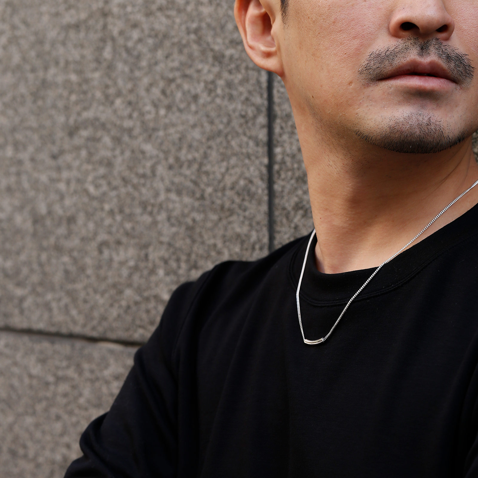 モクメカーブプレートネックレス