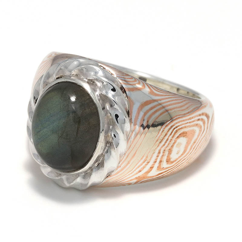 Silver Twist Top Ring w/Labradorite