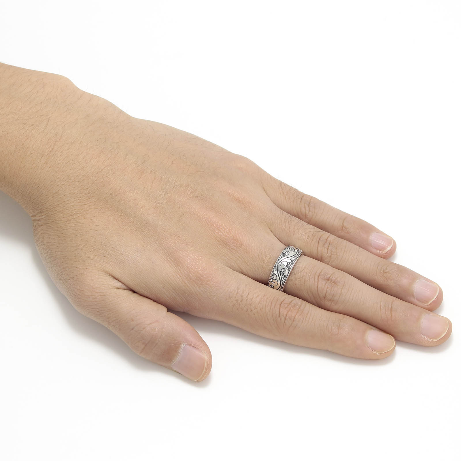 Leaf Carving Round Ring
