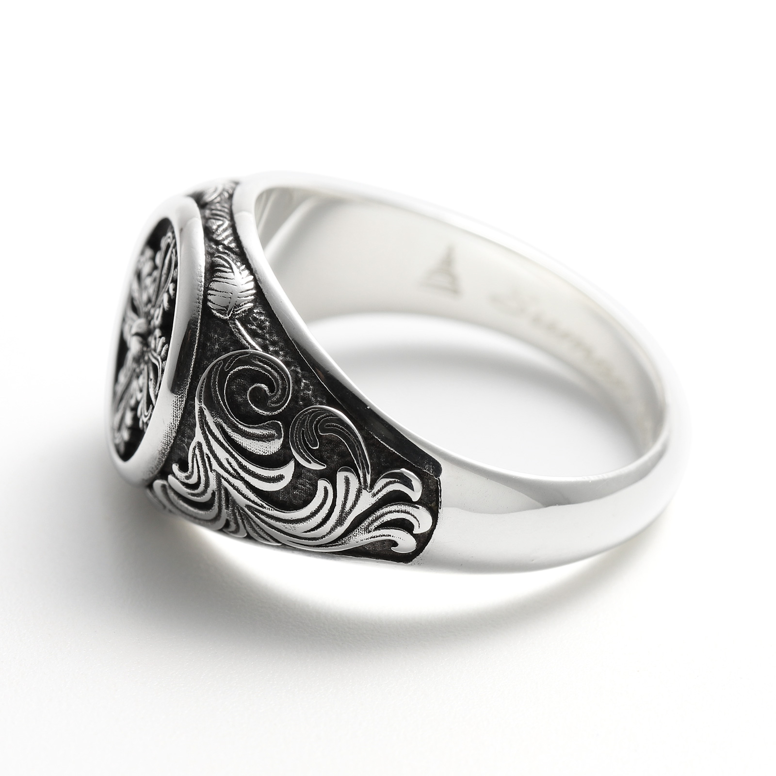 ディープカーヴィングシグネットリング - ダブルドージェ