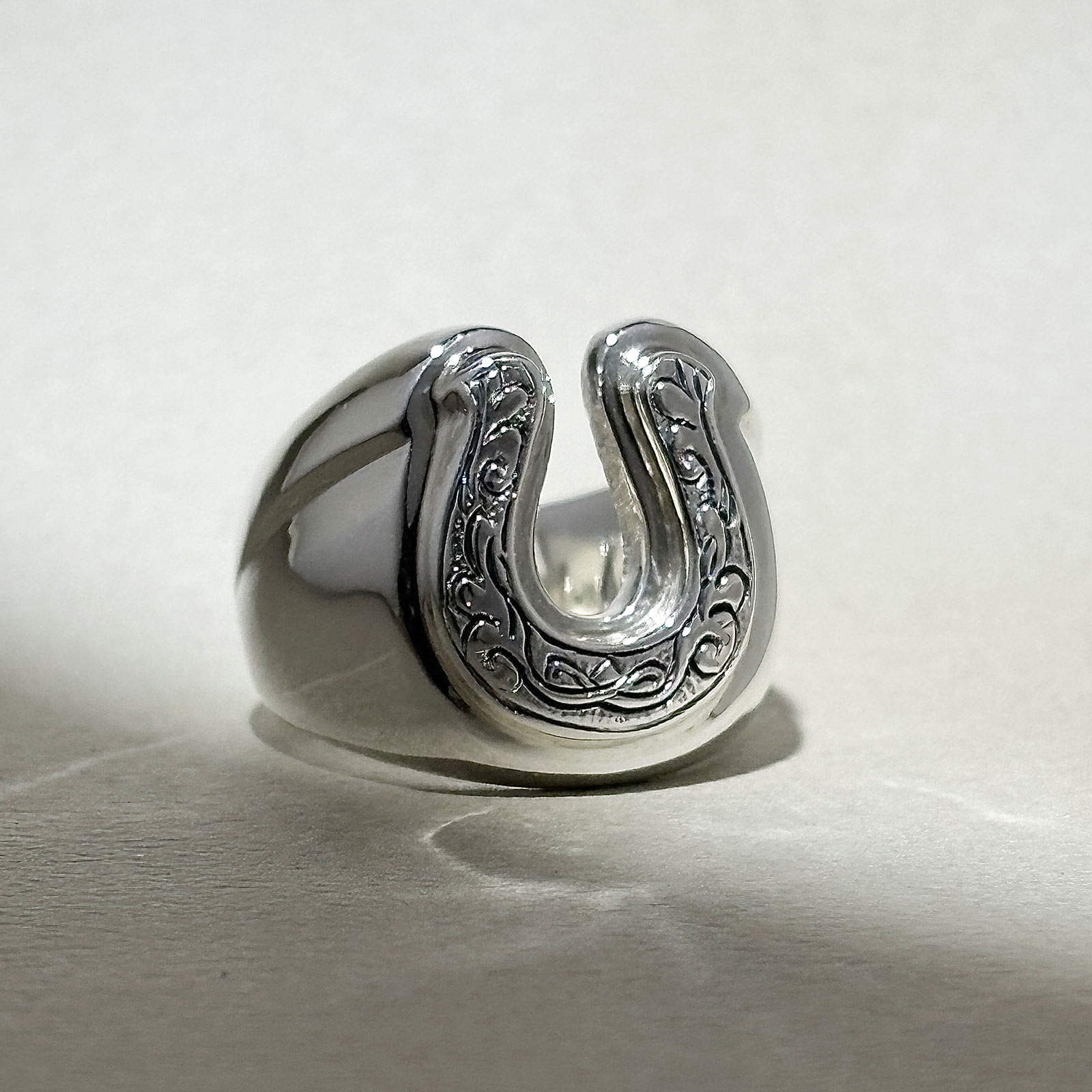 Carved Horseshoe Ring / Silver