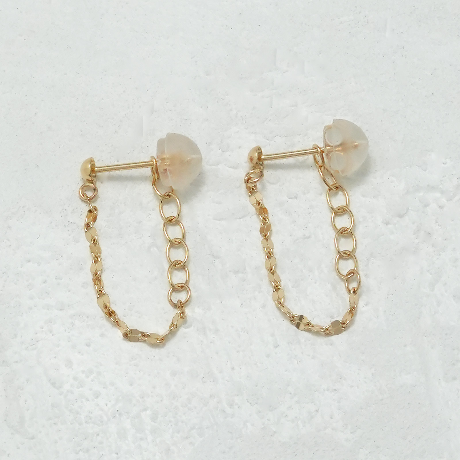 ペタルチェーンフープピアス - アズキ