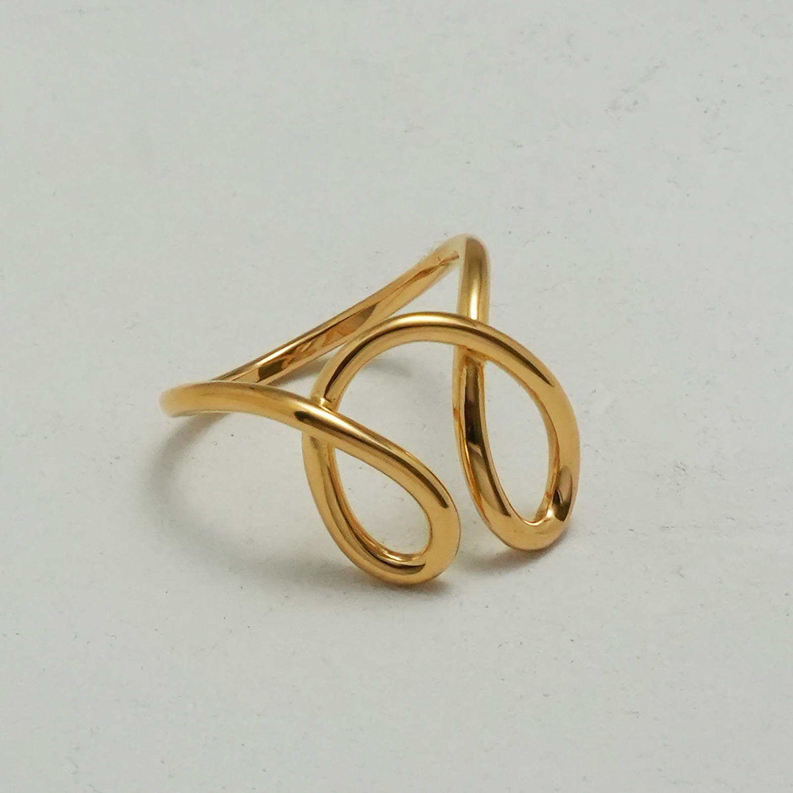 ワイヤーリング - ラビット：ゴールドプレート