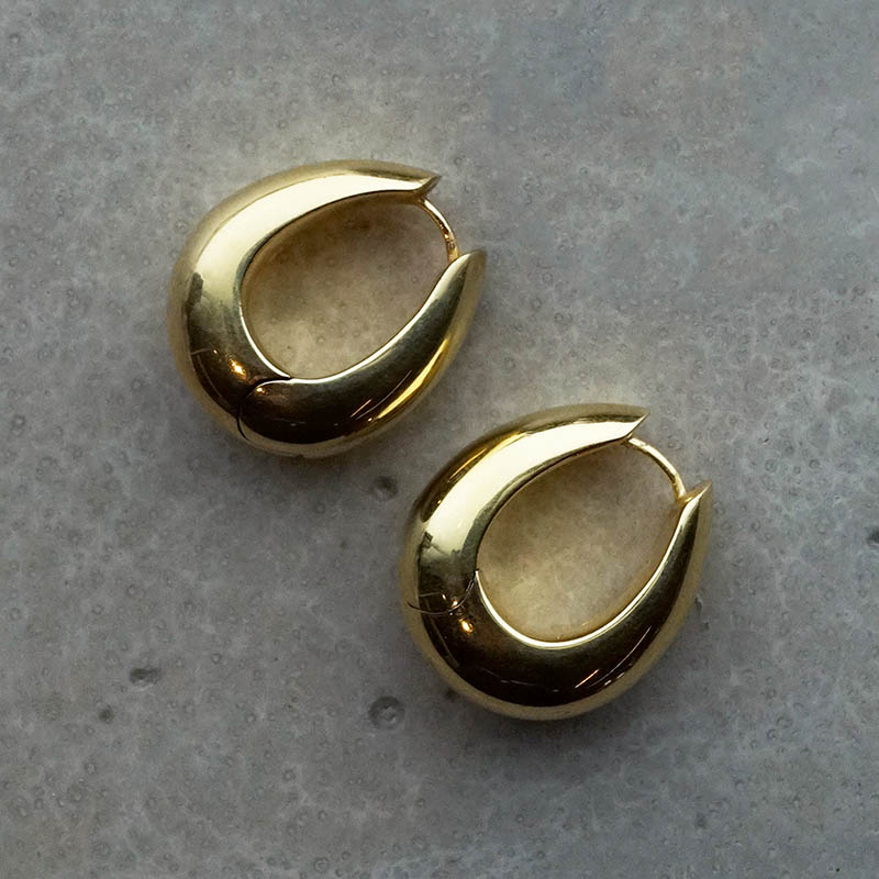 トムウッドIce Hoop Gold smallサイズ幅13mm