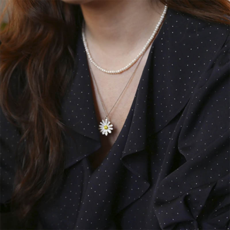 VINTAGE DAISY NECKLACE - SILVER