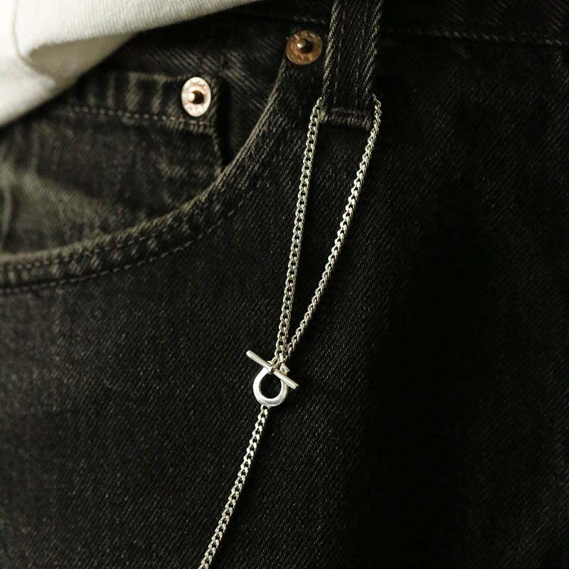 Thin Horseshoe Toggle Wallet Chain - Curb