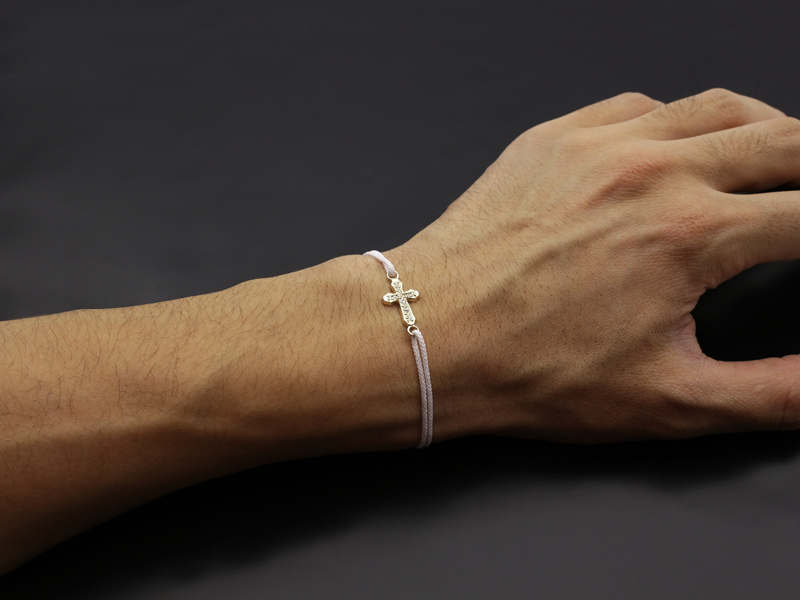 Smooth Cross Medium Cord Bracelet - K10Yellow Gold w/Diamond